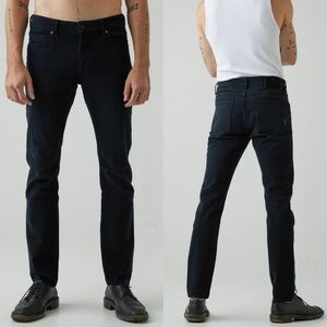 NEUW Iggy Skinny Jeans, Black size 33